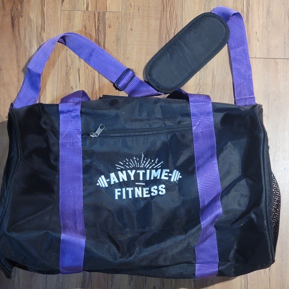 Anytime Fitness Black and Purple Gym Bag